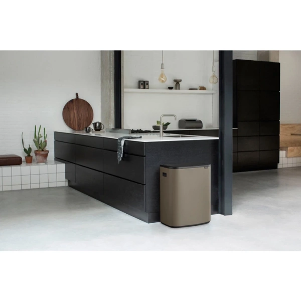 Мусорное ведро Brabantia Bo Touch Bin 223068 60 л, платиновое