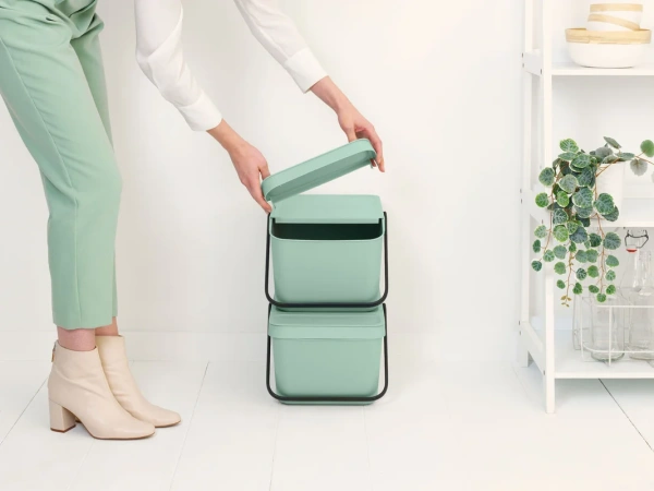 Мусорное ведро Brabantia Sort&Go 277764 20 л, мятно-голубой