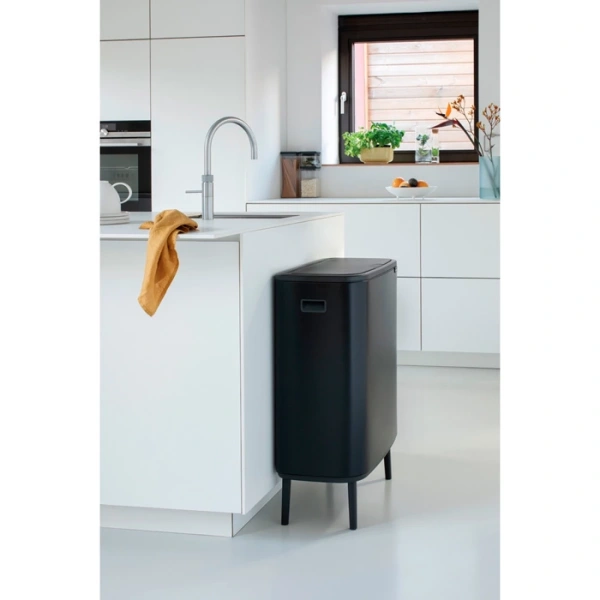 Мусорное ведро 60л Brabantia Touch Bin Bo Hi 130229