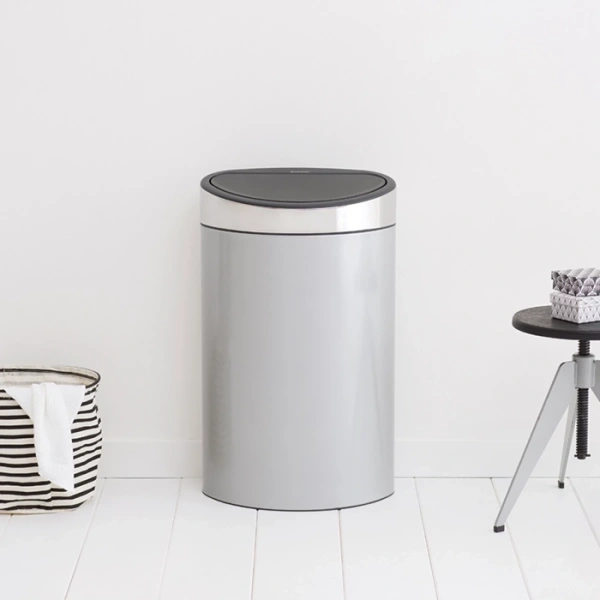Мусорное ведро Brabantia Touch Bin New 114861