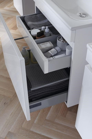 комплект мебели для ванной geberit renova plan 529.916.01.8 подвесной белый глянец